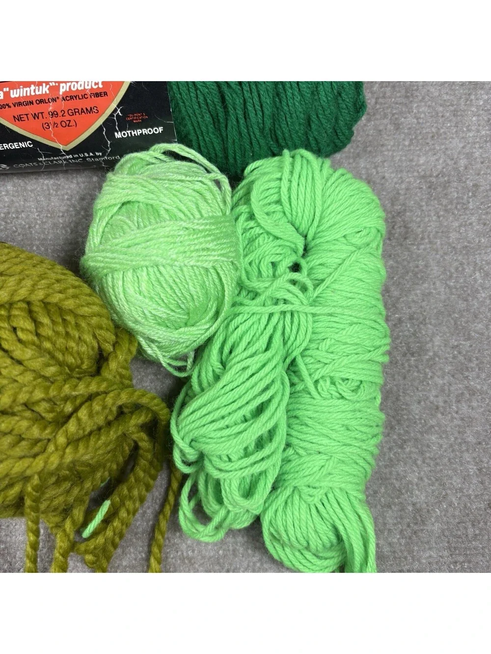 Mixed Yarn Lot Greens Crochet Knitting Craft Lion Loop/Thread Coats Red Heart